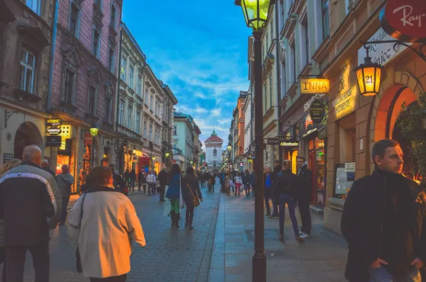 kraków nocą - gdzie się bawić